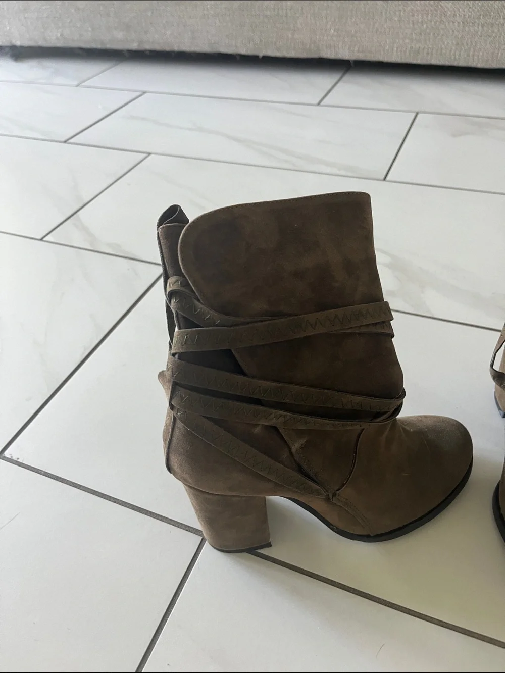 Suede boots